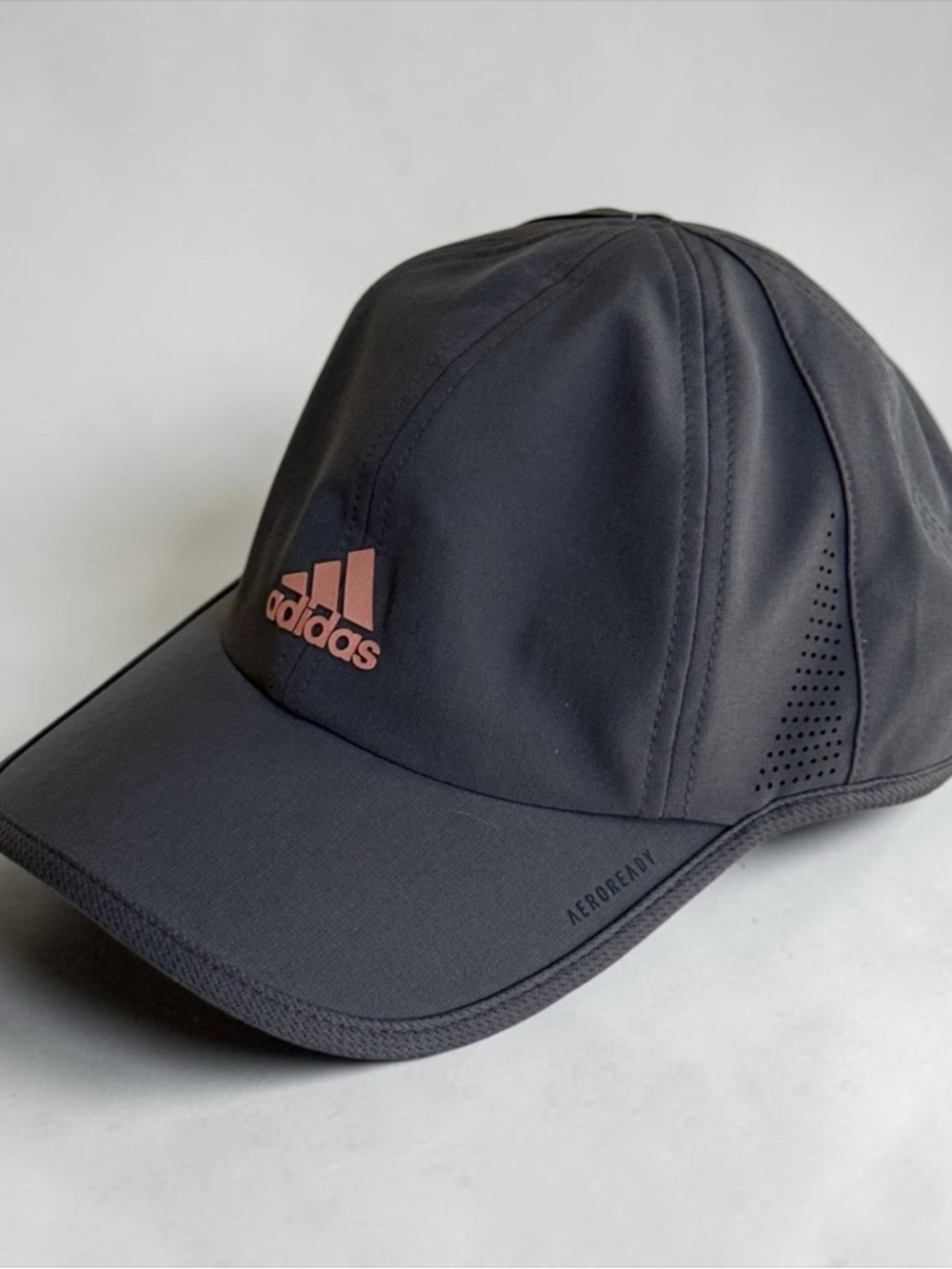 NWOT Adidas Women’s Grey Pink Baseball Cap with Pink Metallic Logo! One Size - Picture 2 of 12